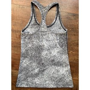 Lululemon Cool Racerback II Luon Spray Jacquard White Black Size 8